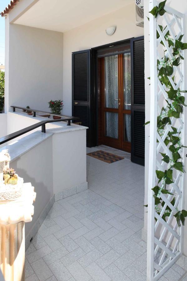 Bed and Breakfast Pompei Gryllus Esterno foto